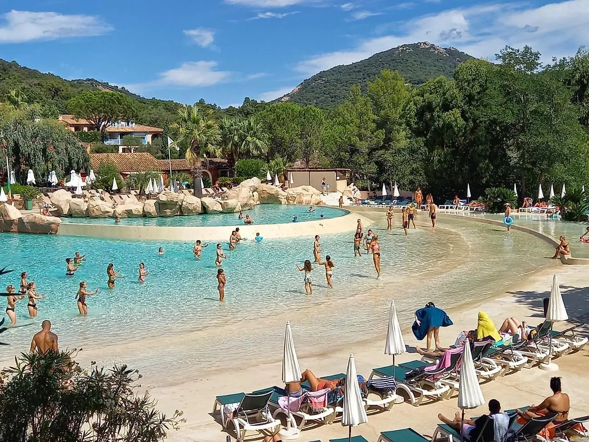Charmant Résidence: Tranquil Oasis in Saint-Tropez Gulf Grimaud 0*,  France