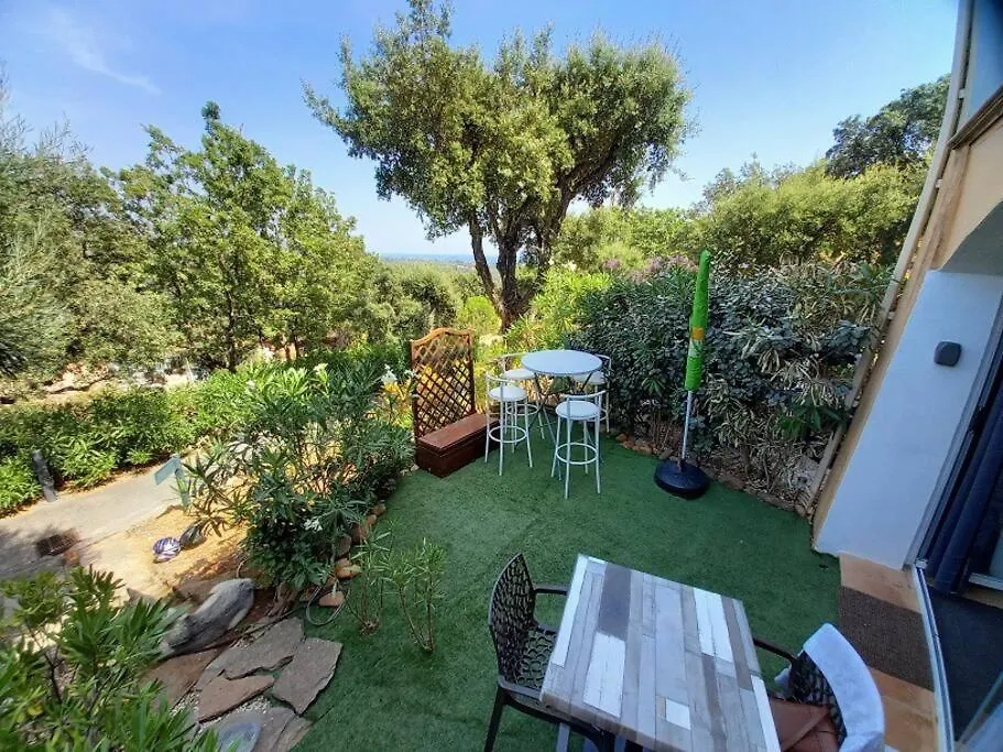 Charmant T2 De 34M2 En Residence De Standing A Grimaud - Piscines - Jardinet - Plein Coeur Du Golfe De St Tropez- Pleine Nature 0*,
