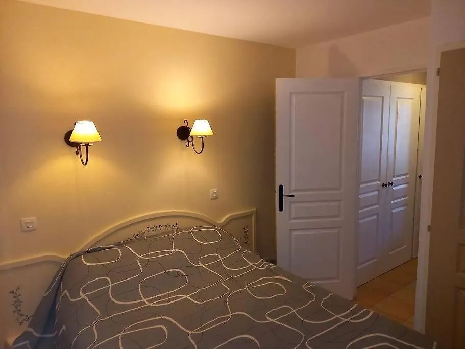 Charmant T2 De 34M2 En Residence De Standing A Grimaud - Piscines - Jardinet - Plein Coeur Du Golfe De St Tropez- Pleine Nature Διαμέρισμα