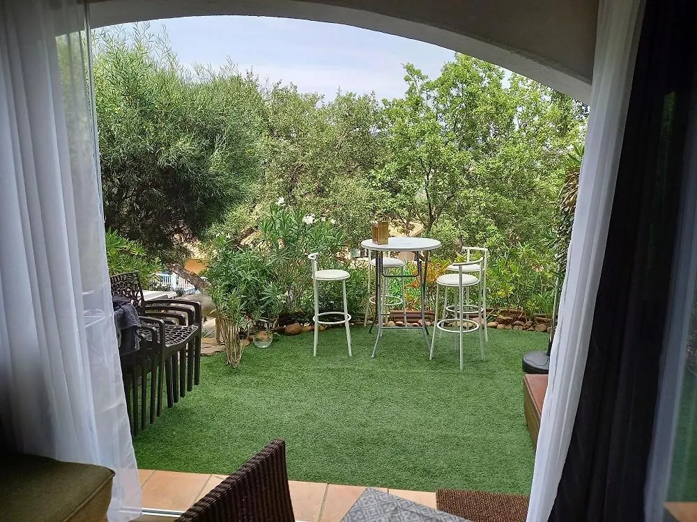Charmant T2 De 34M2 En Residence De Standing A Grimaud - Piscines - Jardinet - Plein Coeur Du Golfe De St Tropez- Pleine Nature Διαμέρισμα